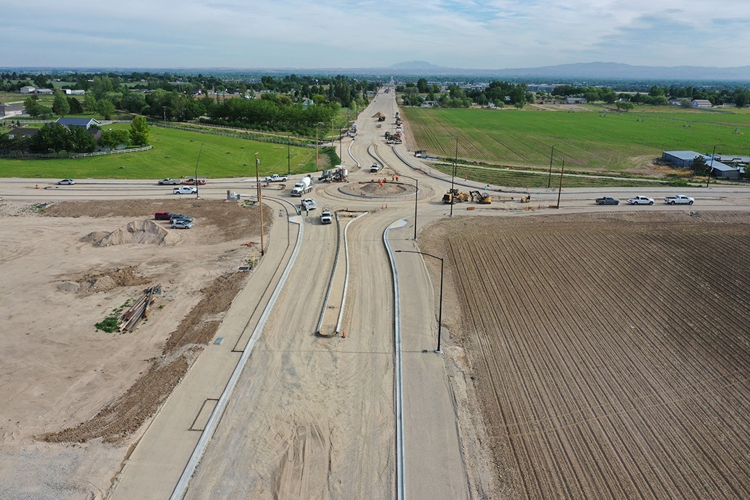 10 Mile and Victory Roundabout